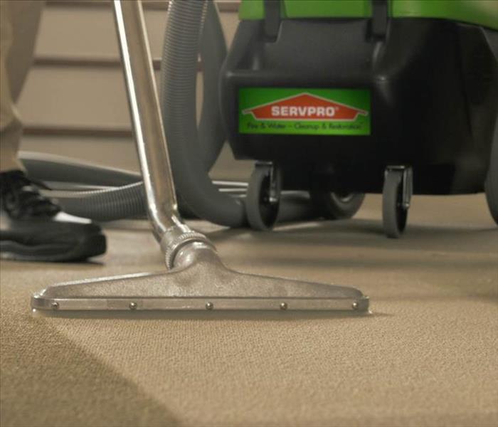 wand cleaning dirty carpet
